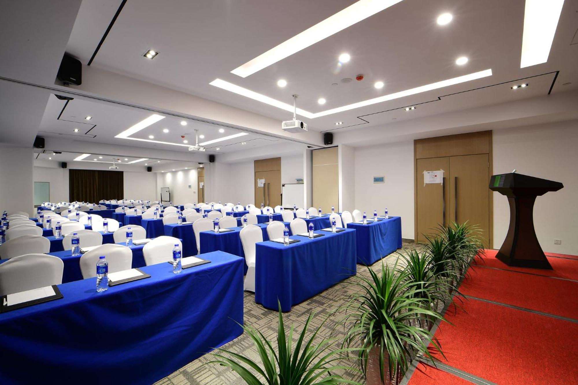 Holiday Inn Express - Liuyang Development Zone By Ihg Changsha Huanghua Airport Exterior photo