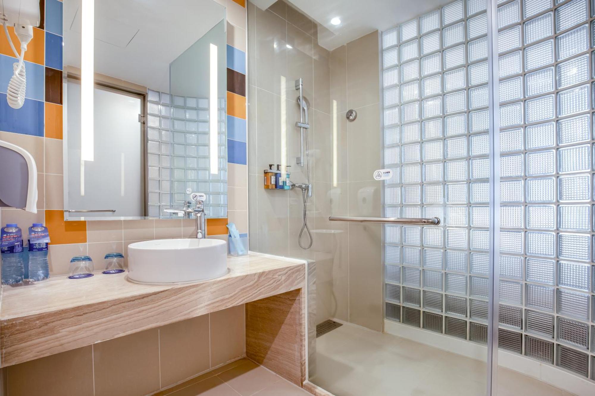 Holiday Inn Express - Liuyang Development Zone By Ihg Changsha Huanghua Airport Exterior photo